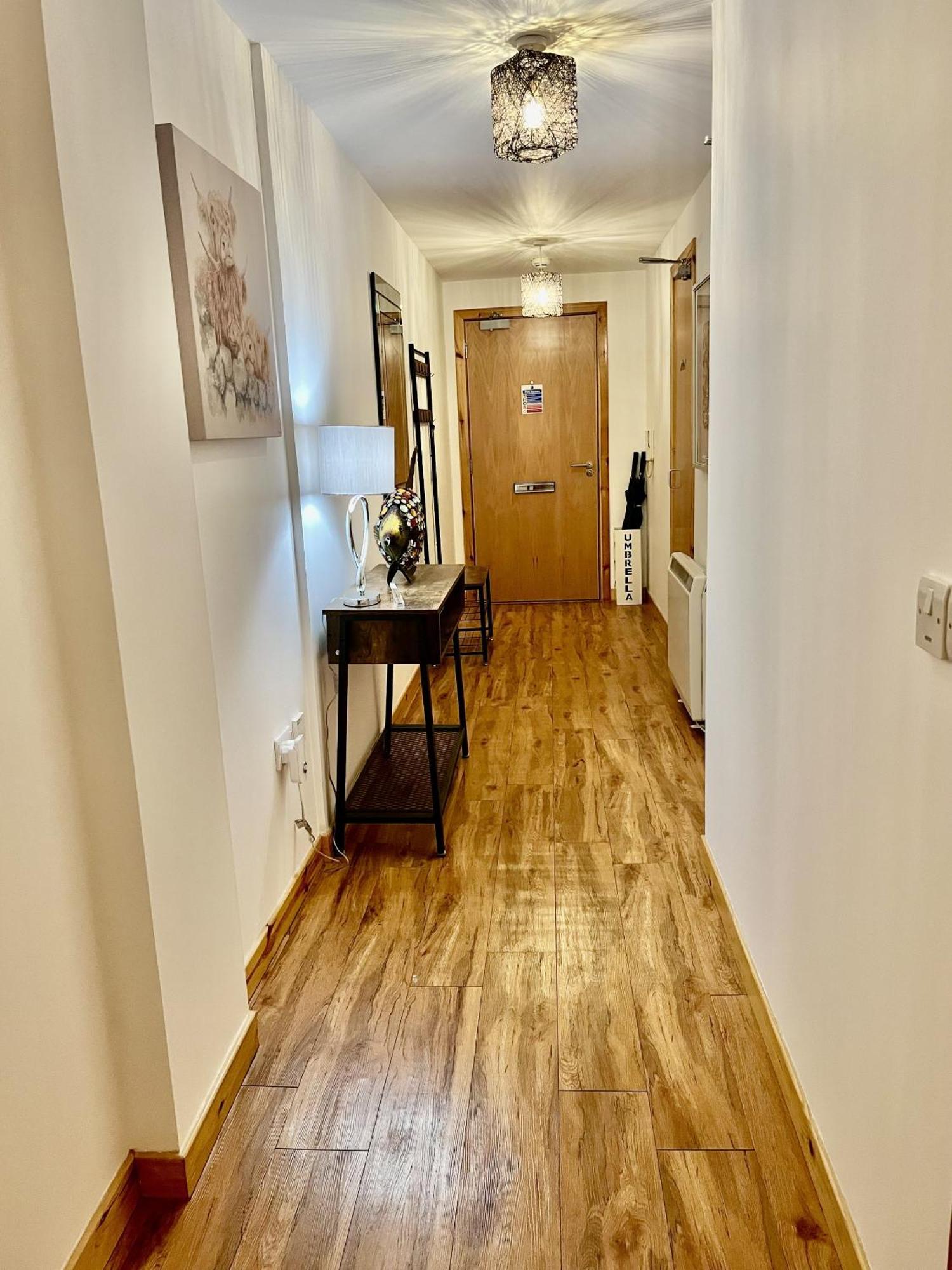 La Scala Inverness City Apartment Δωμάτιο φωτογραφία